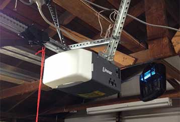 Maintaining a Chain Drive Garage Door Opener | Garage Door Repair Evanston, IL