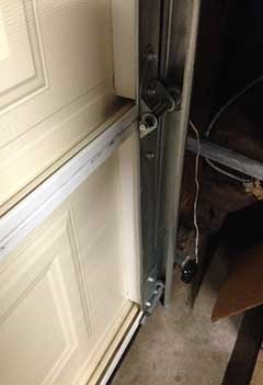 Garage Door Off Track Service Richmond